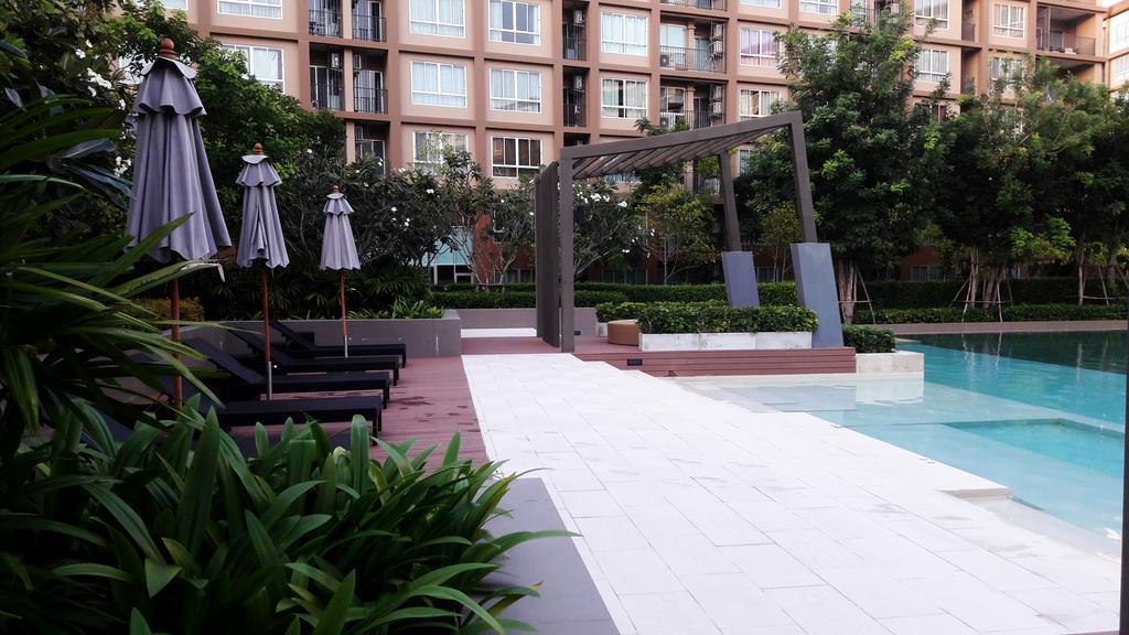 Baan Thew Lom Cha-Am By Natcharee Apartment Bagian luar foto